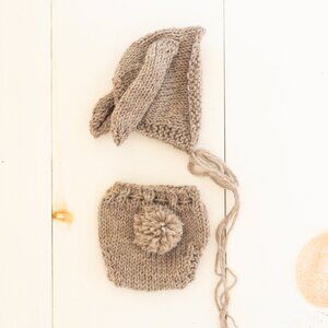 Hand Knit Easter Bunny Newborn Photography Prop Diaper Cover and Bonnet Set